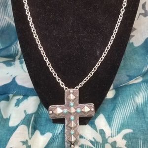 SILVER/TURQUOISE NECKLACE AND MATCHING EARRINGS